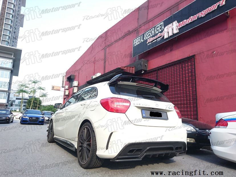 W176 A CLASS REVOZPORT Design Bodykit